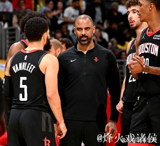 森林状态回暖,3-0击败利物浦和热刺,此前澳波带队0-3负于阿森纳和切尔西 森林状态回暖,3-0击败利物浦和热刺,此前澳波带队0-3负于阿森纳和切尔西