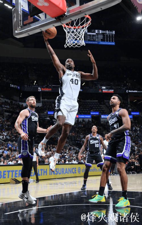 文班亚马:发起垃圾话攻势,打乱对手节奏并激励队友 文班亚马:发起垃圾话攻势,打乱对手节奏并激励队友